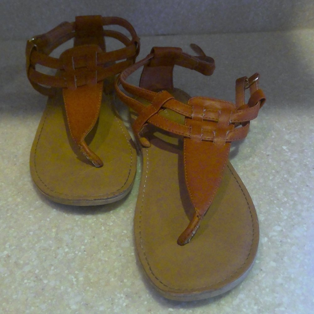 LANDSENDS LEATHER TAN VELCRO ANKLE STRAPPED SANDALS-3M